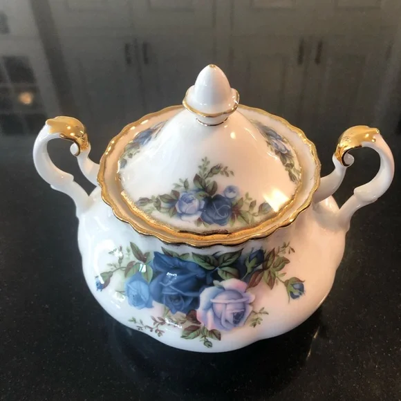 Royal Albert Moonlight Blue Bone China Sugar Bowl and Creamer Set with Gold Trim - Picture 3 of 11